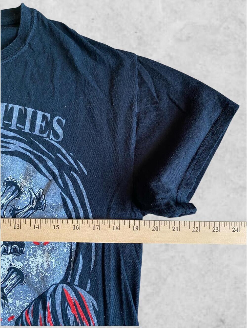 Indie Merch Unisex Tee M Regular Fit Black Cotton Crew Neck Rock Band Y2K - Picture 2 of 5